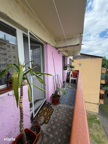 Apartament cu 2 camere decomandat în Burdea