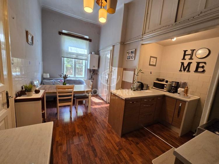 Apartament cu 3 camere decomandat, mobilat în Ultracentral