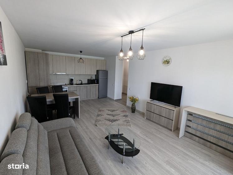 Apartament cu 2 camere semidecomandat în Sopor