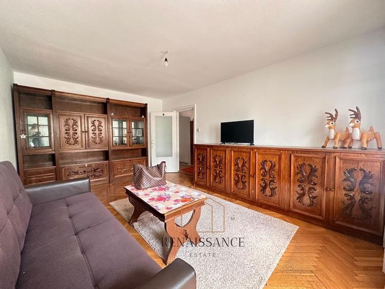Apartament cu 3 camere decomandat, mobilat în Girocului