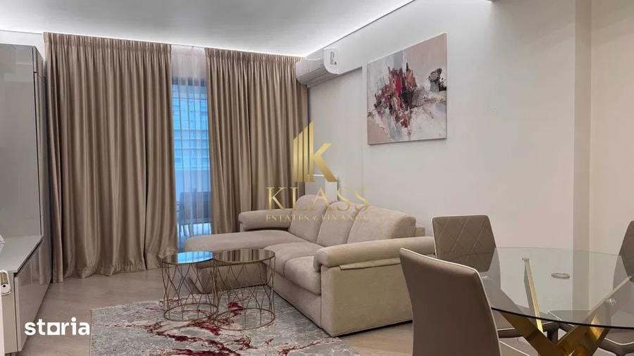 Apartament cu 3 camere decomandat, mobilat în Central