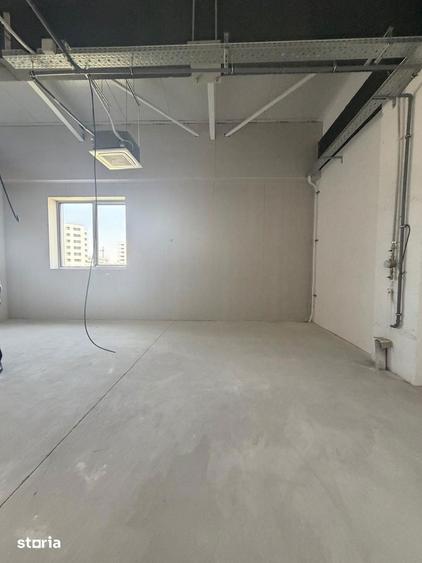 Spațiu comercial, de 440 mp, în Central