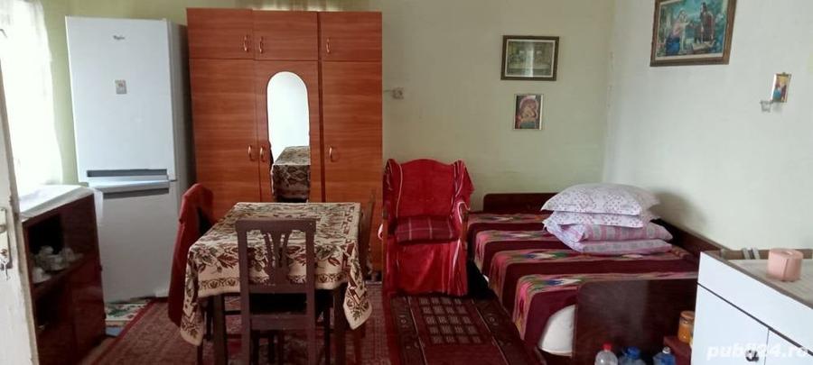 Casă cu 4 camere cu Teren 20600 Mp în Barcani