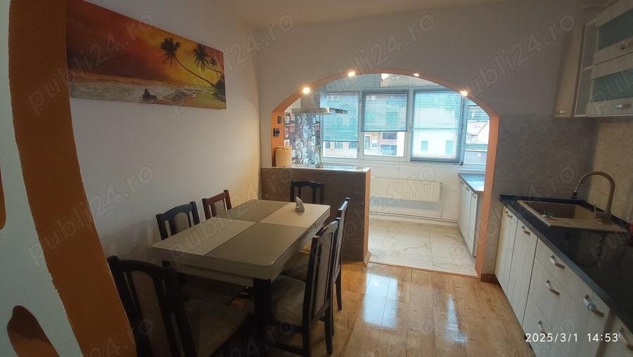 Apartament cu 3 camere decomandat în Gara Mare