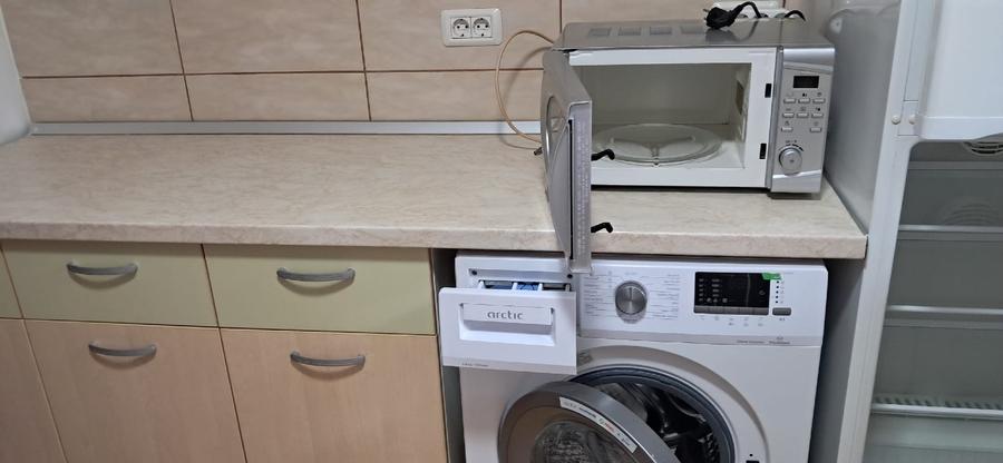 Apartament cu 2 camere decomandat în CET
