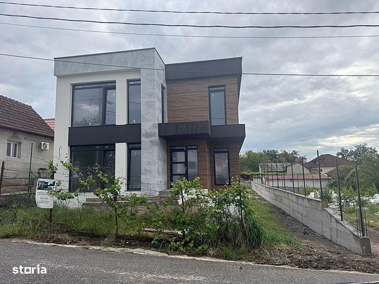 Casă cu 4 camere în Spitalul Județean