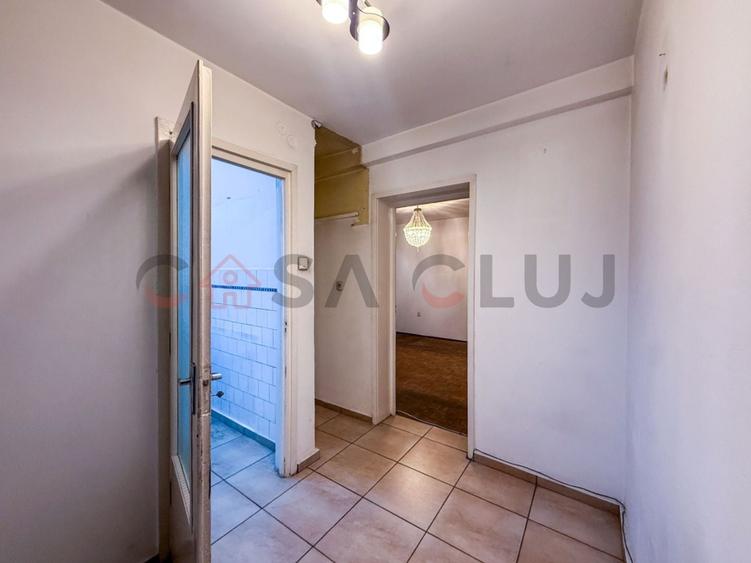 Apartament cu 3 camere semidecomandat în Grigorescu