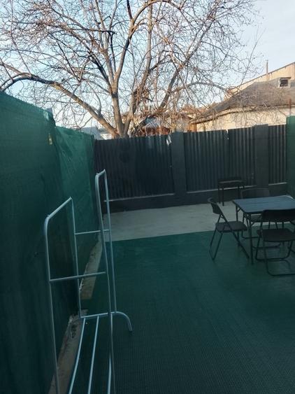 Casă cu 2 camere cu Teren 60 Mp în Central