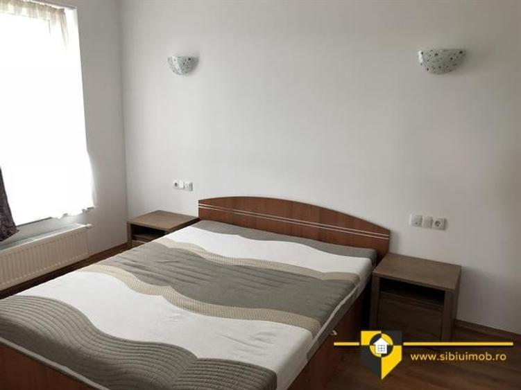 Apartament cu 2 camere decomandat, mobilat în Mihai Viteazul