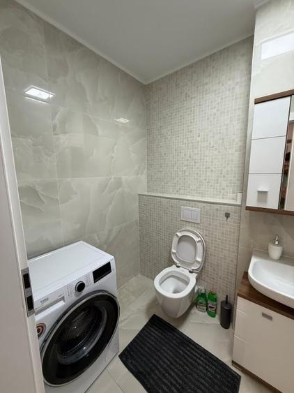 Apartament cu 2 camere decomandat în Torontalului