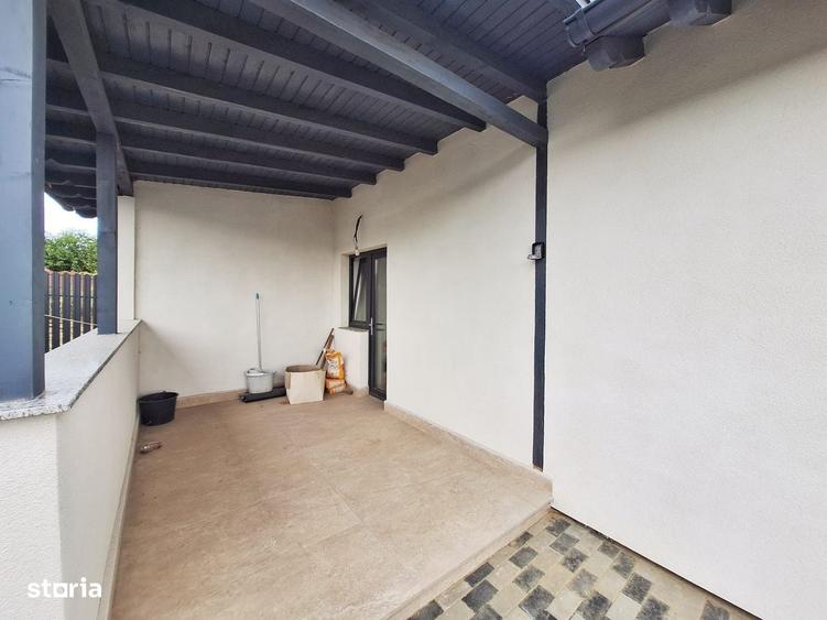 Casă cu 3 camere în Mărgineni