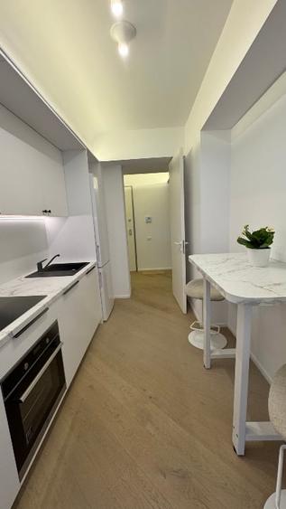 Apartament cu 3 camere decomandat, mobilat în Drumul Taberei