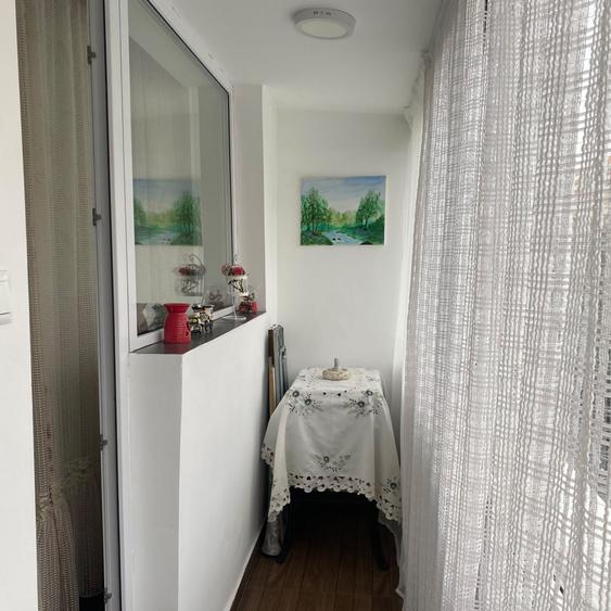 Apartament cu 3 camere decomandat, mobilat în Pantelimon