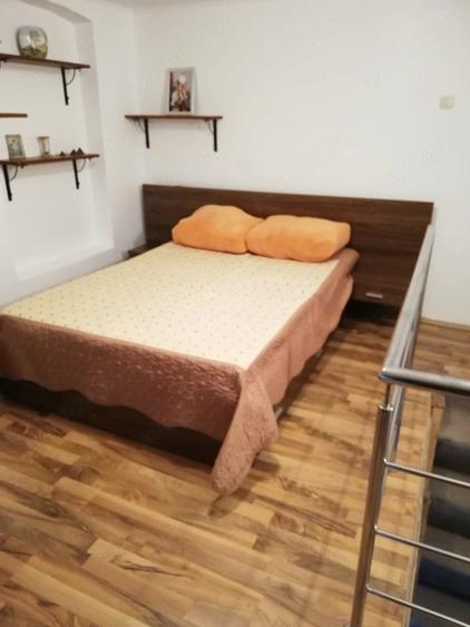 Casă cu 2 camere cu Teren 50 Mp în Tineretului