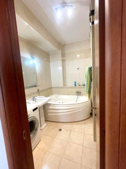 Apartament cu 2 camere decomandat în Andrei Mureșanu
