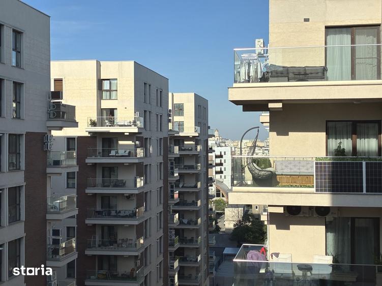 Apartament cu 4 camere decomandat în Drumul Taberei