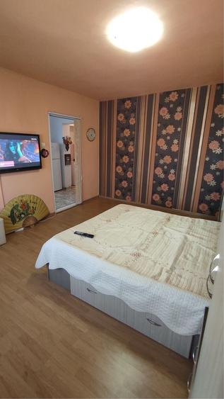 Apartament cu 2 camere decomandat în Exterior Vest