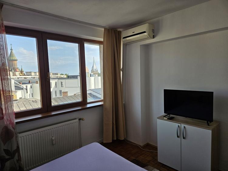 Apartament cu 2 camere semidecomandat în Ultracentral