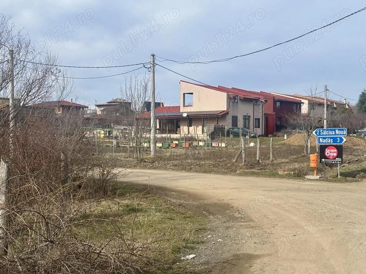 Teren de 802 mp, în Periferie
