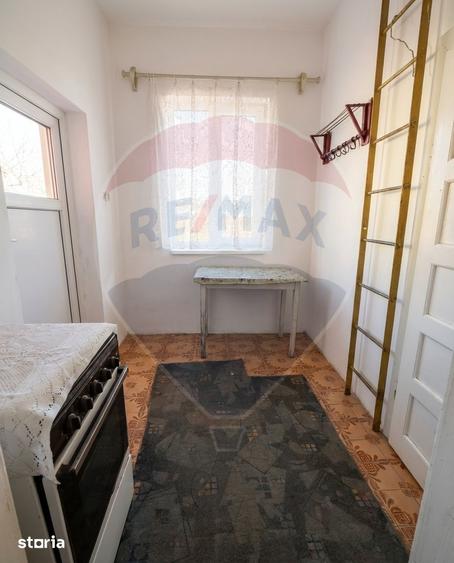 Casă cu 3 camere cu Teren 314 Mp în Central