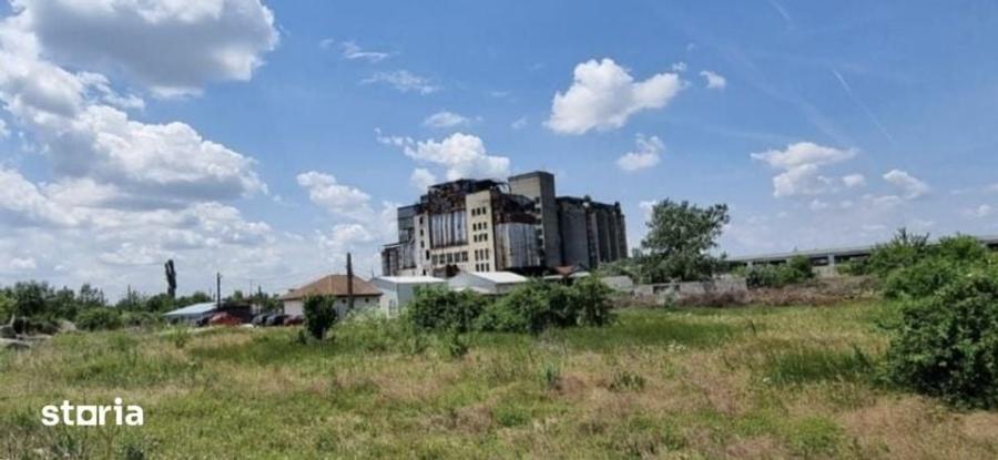 Teren de 6700 mp, în Central