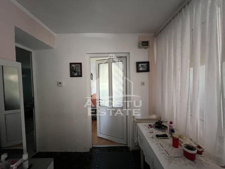 Casă individuală cu 5 camere cu Teren 465 Mp în Mehala