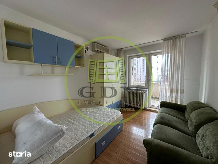 Apartament cu 3 camere, mobilat în 1 Mai