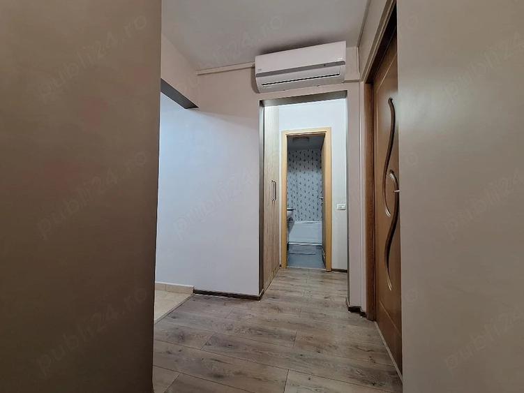 Apartament cu 4 camere decomandat în Lipovei