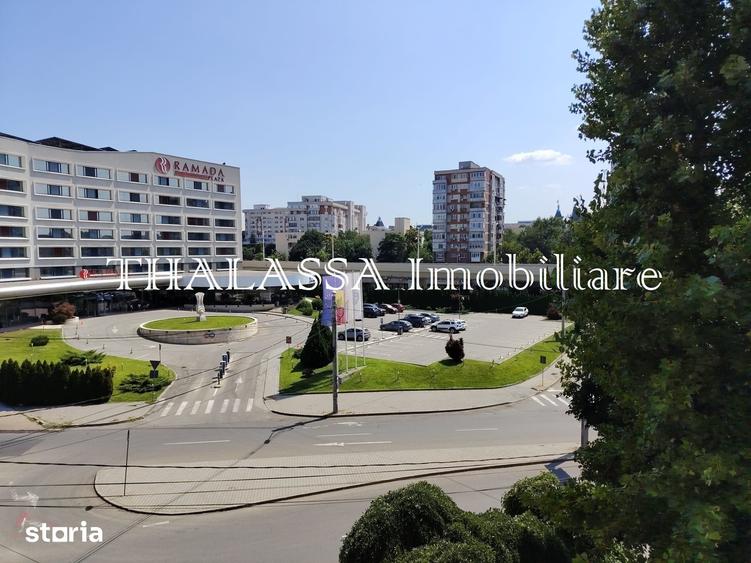 Apartament cu 3 camere în Ultracentral