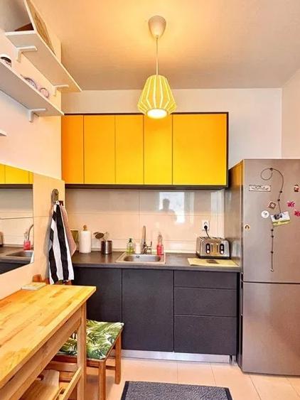 Apartament cu 2 camere semidecomandat, mobilat în 13 Septembrie