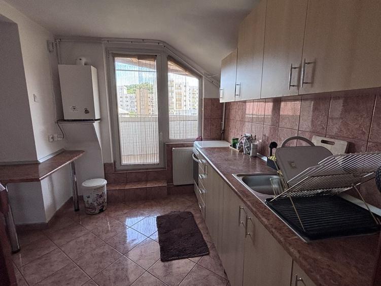 Inchiriez apartament 2 camere , ultracentral - 8