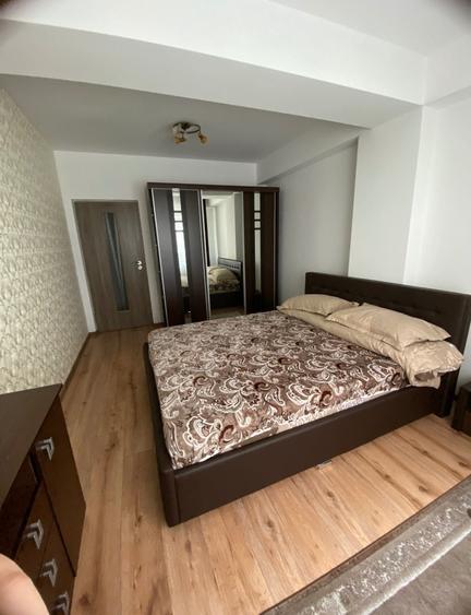 Apartament cu 2 camere semidecomandat în Calea Severinului