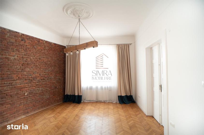Apartament cu 3 camere în Orașul Nou
