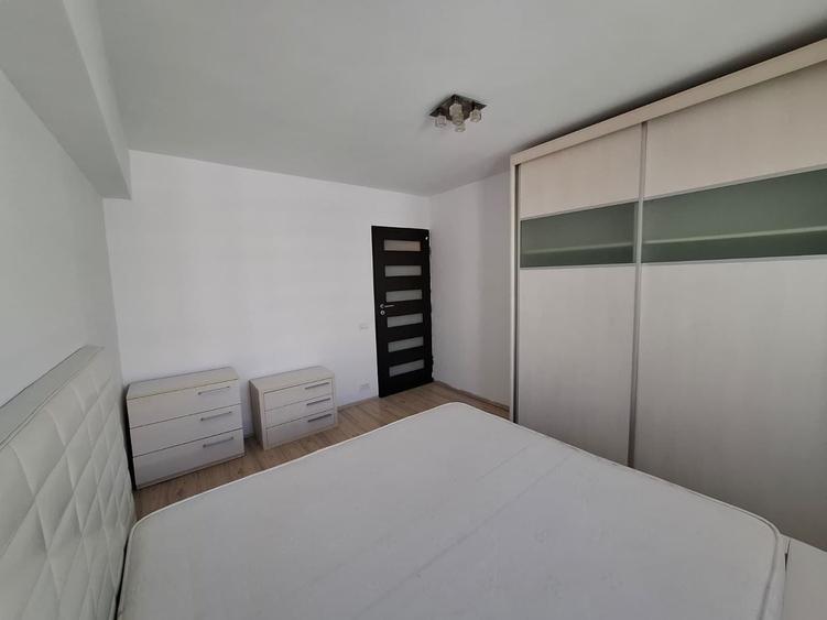 Apartament cu 3 camere, mobilat în Pantelimon