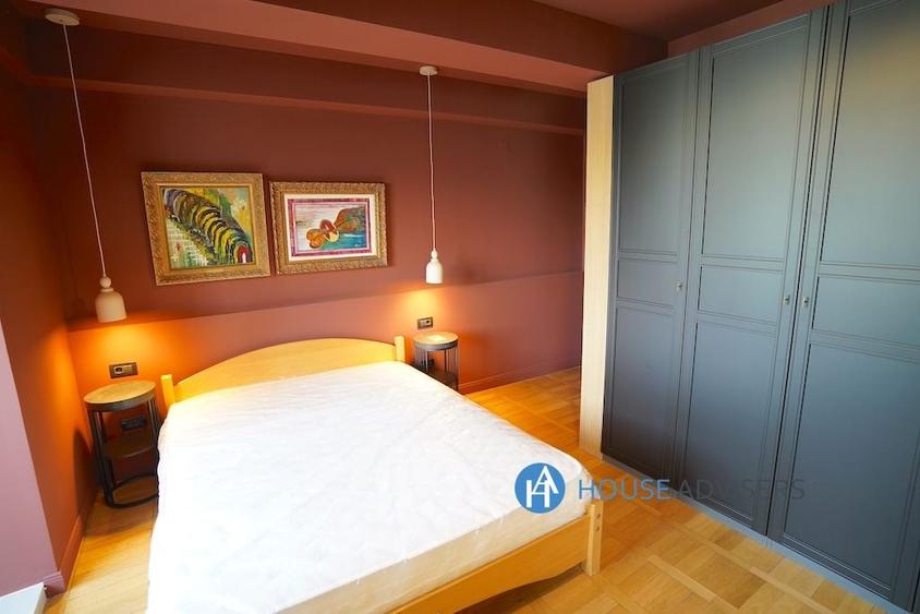 Apartament cu 3 camere, mobilat în Victoriei