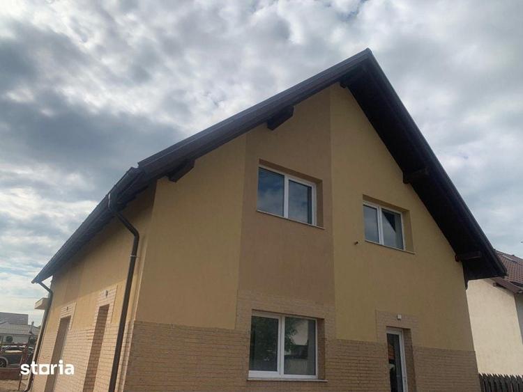 Casă cu 5 camere cu Teren 395 Mp în Central