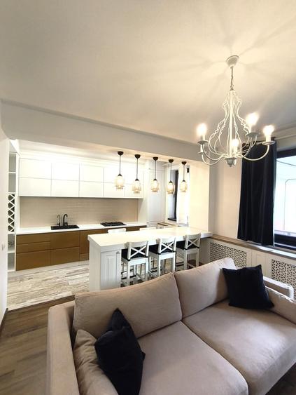 Apartament cu 3 camere decomandat în Pipera