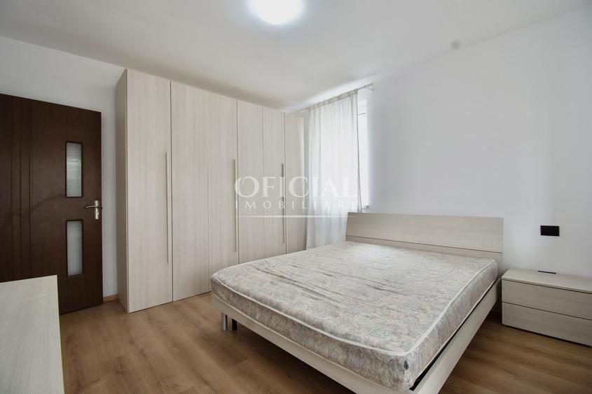 Apartament cu 3 camere semidecomandat, mobilat în Florești
