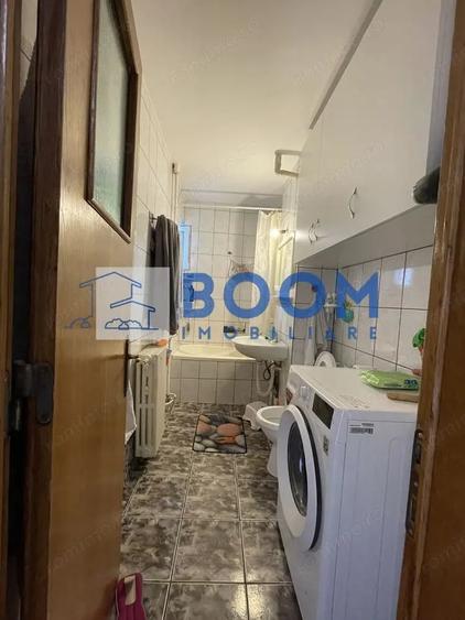 Apartament cu 4 camere decomandat în Ostroveni