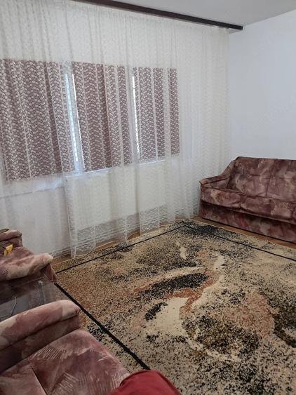 Apartament cu 2 camere semidecomandat în Olimpia-Stadion