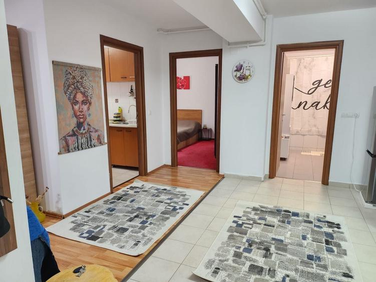 Apartament cu 2 camere decomandat, mobilat în Splaiul Unirii