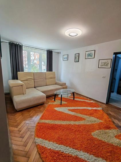 Apartament cu 2 camere semidecomandat în Central