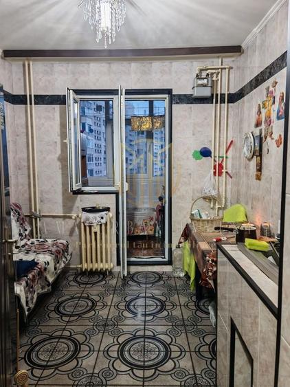Apartament cu 3 camere decomandat, mobilat în Teiul Doamnei