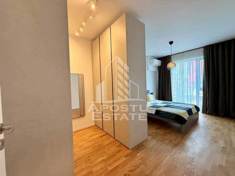 Apartament cu 2 camere decomandat, mobilat în Central