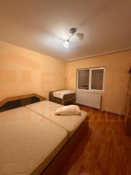 Apartament cu 4 camere decomandat, mobilat în Tomis Nord