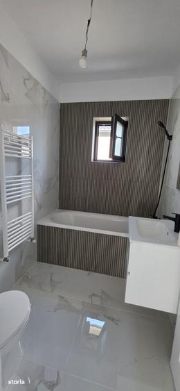 Casă cu 4 camere în Clinceni