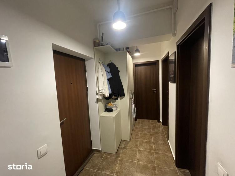 Apartament cu 2 camere în Apărătorii Patriei