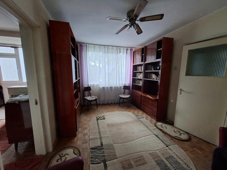 Apartament cu 2 camere semidecomandat în Micro 19