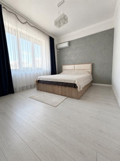 Apartament cu 3 camere decomandat în Faleza Nord
