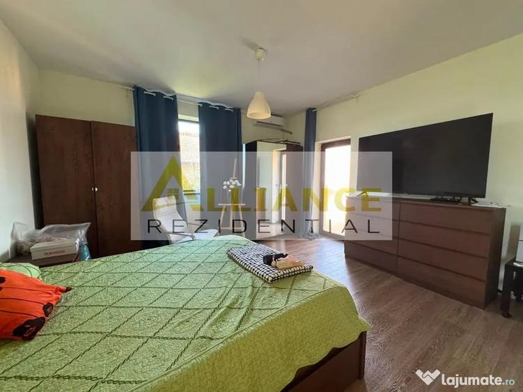 Casă cu 7 camere cu Teren 400 Mp în Central